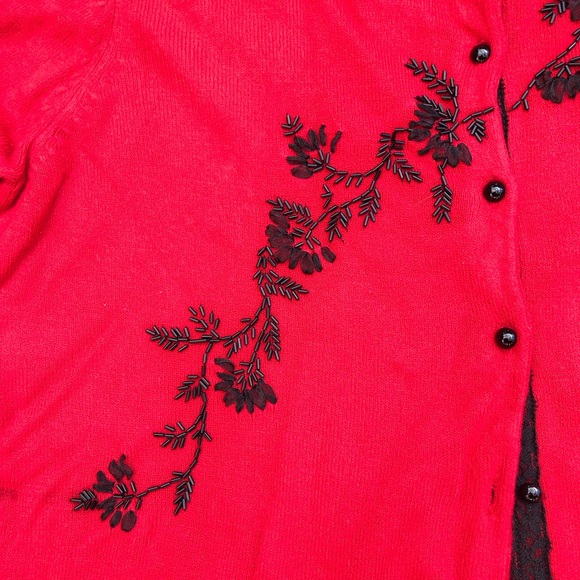 R.Q.T Embroidered Beaded Bright Red Buttoned Knit Cardigan Sweater size L - Picture 4 of 10